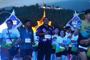 BIB: 628, 627
                            <button type="button" onclick="openModal(22341636)" class="btn btn-primary btn-sm float-right btn-popup" data-toggle="modal" data-target=".modal-high-quality">
                        <i class="fas fa-shopping-cart"></i> Add to Cart
                    </button>
                                            <button type="button" onclick="isThisMe(22341636, true)" class="btn btn-success btn-sm float-right btn-popup btn-isme hidden" data-toggle="tooltip" data-placement="bottom" title="นี่คือรูปของคุณใช่ไหม คลิกที่นี่เพื่อเอาเข้าอัลบั้ม">
                        <i class="fas fa-plus"></i> Add to album
                    </button>
                    <button type="button" onclick="isThisMe(22341636, false)" class="btn btn-warning btn-sm float-right btn-popup btn-isnotme hidden">
                        <i class="fas fa-ban"></i> Remove from album
                    </button>